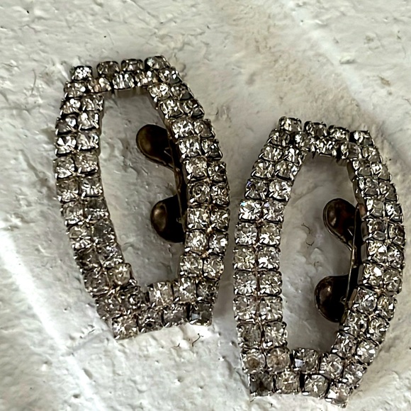 Musi Vintage Rhinestone Shoe Clips - Picture 5 of 12